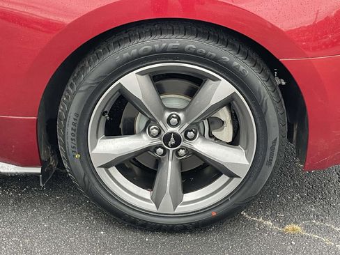 Used 2016 Ford Mustang Coupe image 25