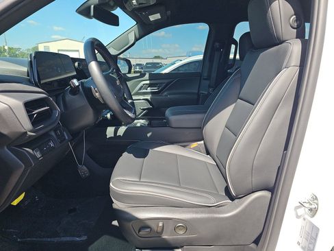 Used 2026 Chevrolet Silverado EV LT AWD/4WD image 13