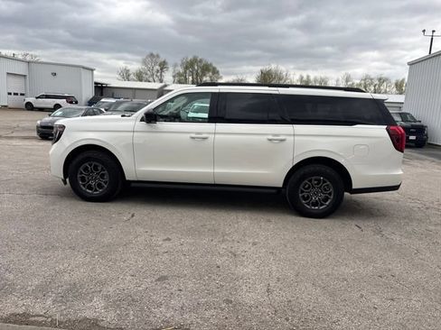 Used 2025 Ford Expedition Max Active AWD/4WD image 1