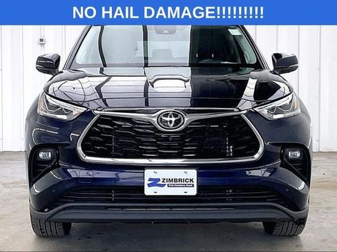 Used 2022 Toyota Highlander Limited AWD/4WD image 3