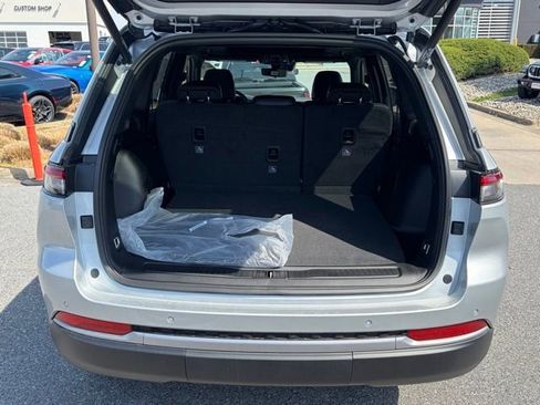 New 2026 Jeep Grand Cherokee Limited AWD/4WD image 7