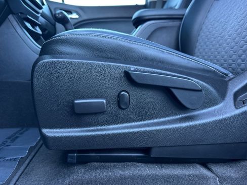 Used 2015 Chevrolet Colorado Z71 image 13