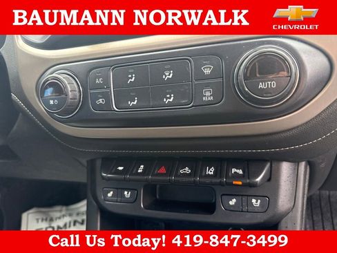 Used 2021 GMC Canyon Denali AWD/4WD image 26