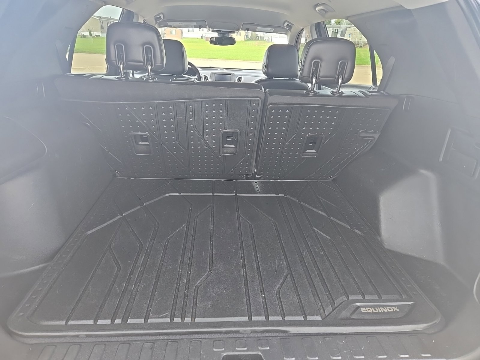 Used 2020 Chevrolet Equinox LT w/ Midnight Edition AWD/4WD image 8
