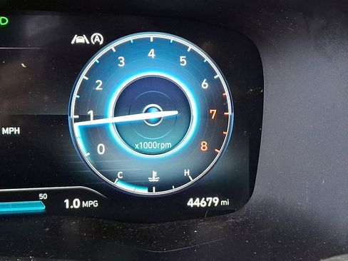 Used 2021 Hyundai Santa Fe Limited w/ Cargo Package image 22