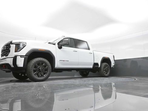 New 2026 GMC Sierra 2500 AT4 w/ AT4 Premium Plus Package image 35