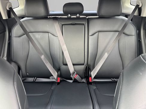 Certified 2025 Kia Sportage EX w/ Premium Package image 18