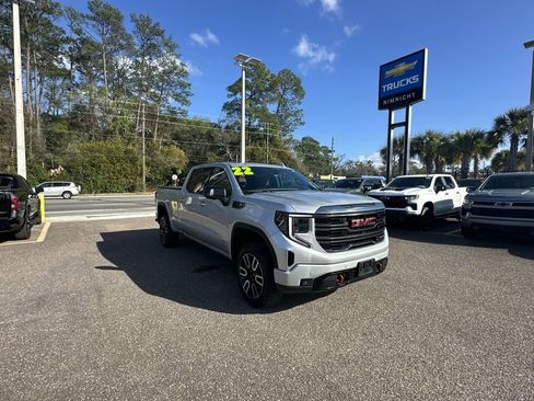 Used 2022 GMC Sierra 1500 AT4 w/ Sierra Safety Plus Package image 10