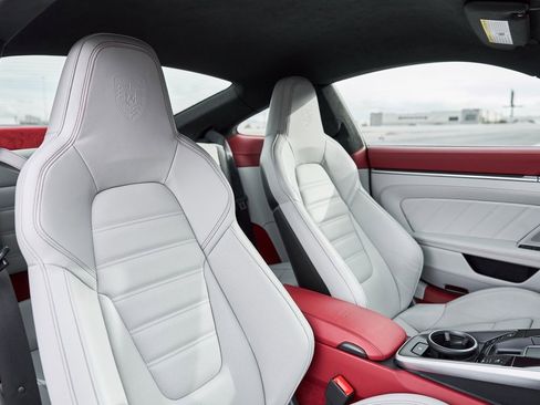 Used 2024 Porsche 911 Turbo S image 41