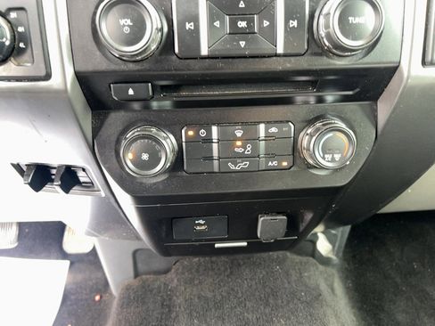 Used 2018 Ford F150 XLT image 20