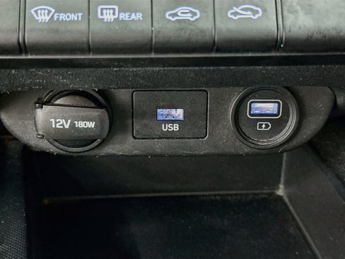 Used 2021 Hyundai Elantra SEL FWD image 26