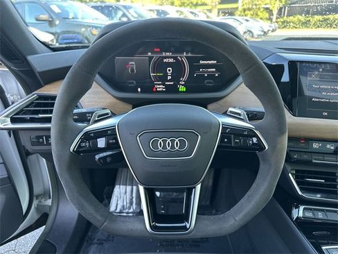 Used 2022 Audi e-tron GT Premium Plus image 14