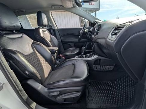 Used 2021 Jeep Compass Latitude w/ Convenience Group image 38