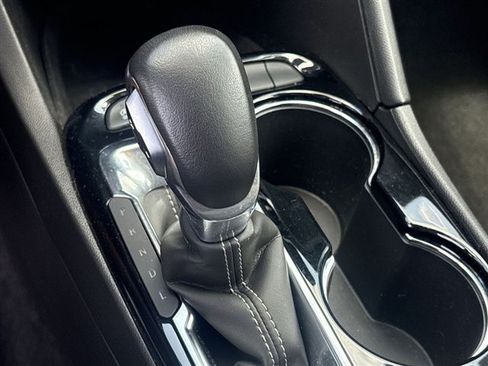 Certified 2024 Buick Encore GX Preferred FWD image 15