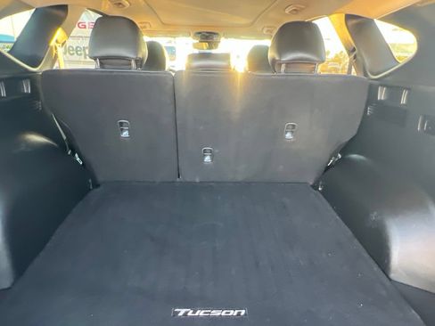 Used 2023 Hyundai Tucson Limited w/ Cargo Package AWD/4WD image 50