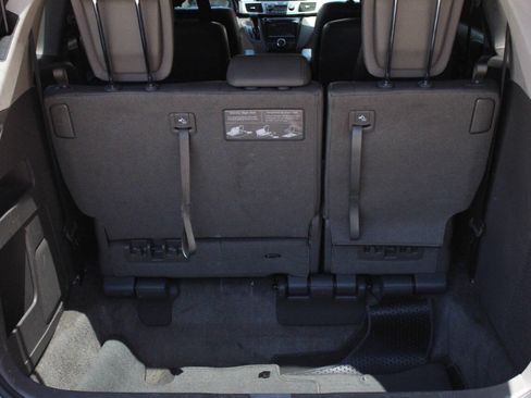 Used 2017 Honda Odyssey Touring image 5
