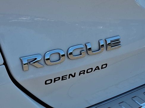 Used 2016 Nissan Rogue S AWD/4WD image 30