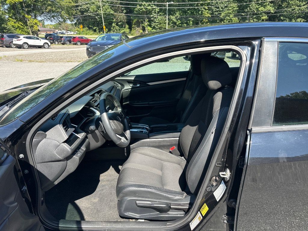 Used 2019 Honda Civic Sport image 11