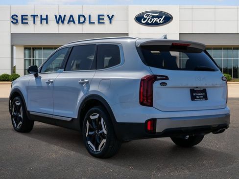Used 2025 Kia Telluride S image 5
