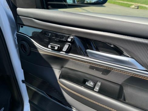 New 2024 Jeep Grand Wagoneer L Series III w/ Rear Seat Video Group 1 image 33