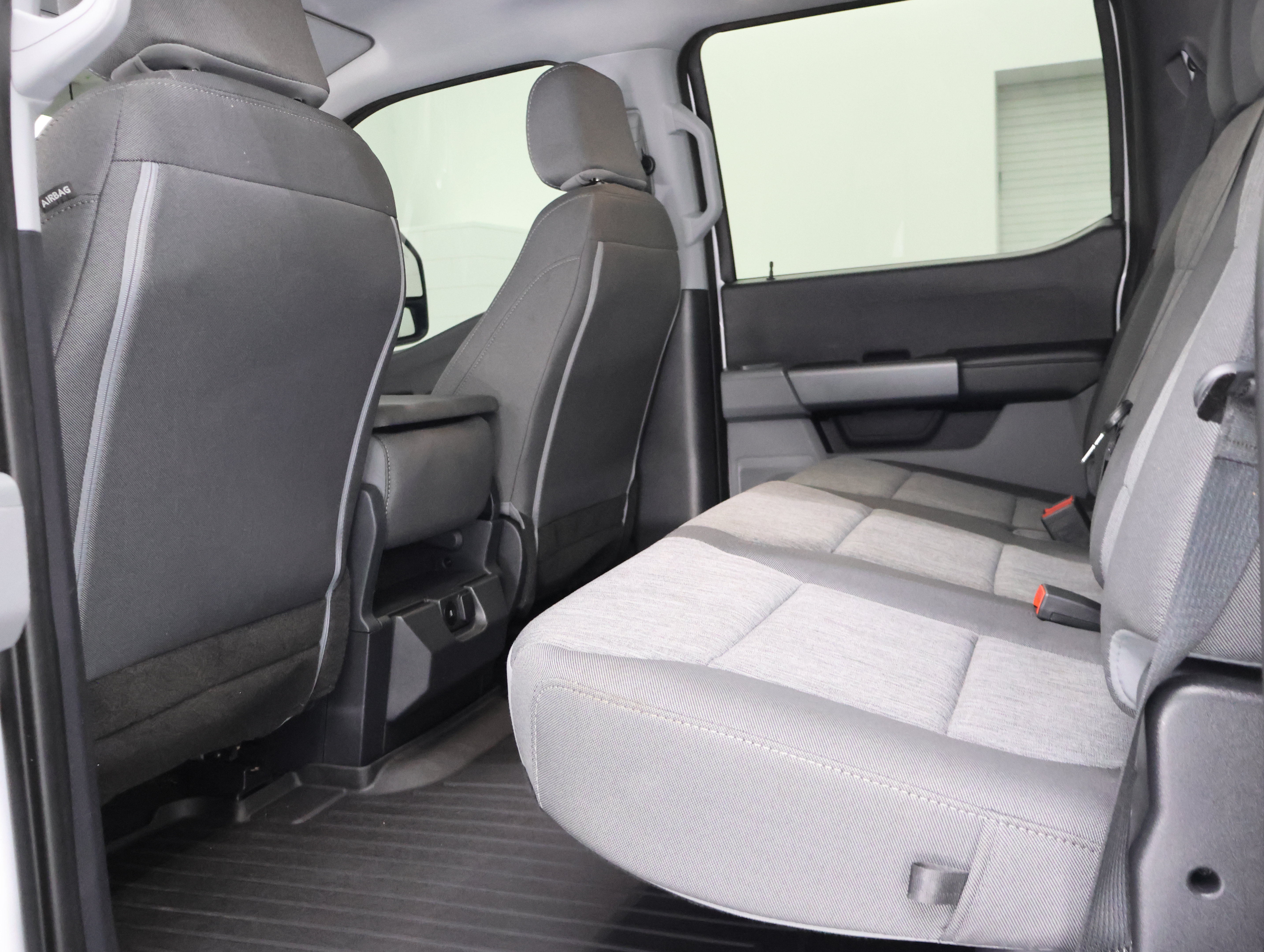 Used 2024 Ford F250 XL w/ STX Appearance Package AWD/4WD image 9