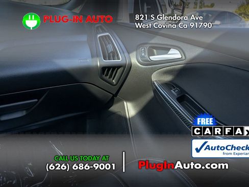 Used 2018 Ford Focus ST w/ Equipment Group 402A image 21