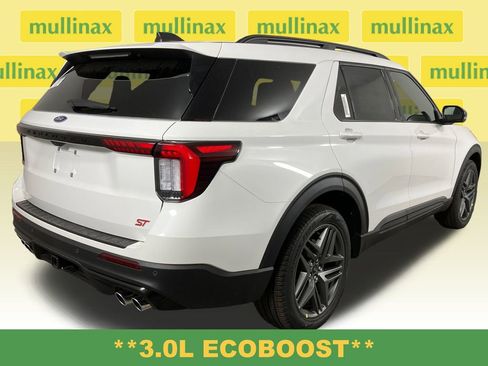 New 2026 Ford Explorer ST RWD image 4
