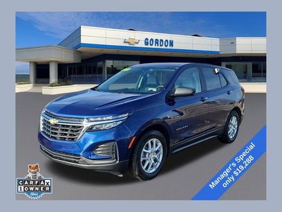 Used 2023 Chevrolet Equinox LS w/ LS Convenience Package