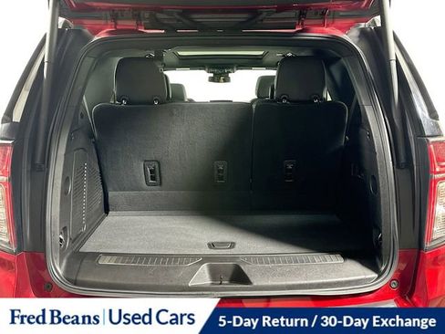Certified 2023 Chevrolet Tahoe Z71 w/ Luxury Package image 29