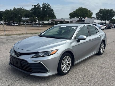 Used 2021 Toyota Camry LE FWD image 1