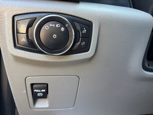 Used 2018 Ford F150 XL w/ Equipment Group 101A Mid AWD/4WD image 17