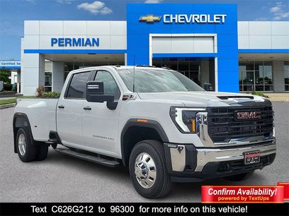 New 2026 GMC Sierra 3500 Pro w/ 1SA Pro Safety Plus Package