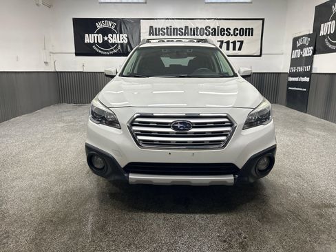 Used 2016 Subaru Outback 2.5i Limited AWD/4WD image 2