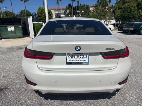 Used 2020 BMW 330i Sedan w/ Driving Assistance Package RWD image 3