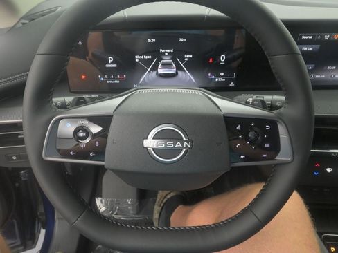 New 2025 Nissan Murano SV image 14