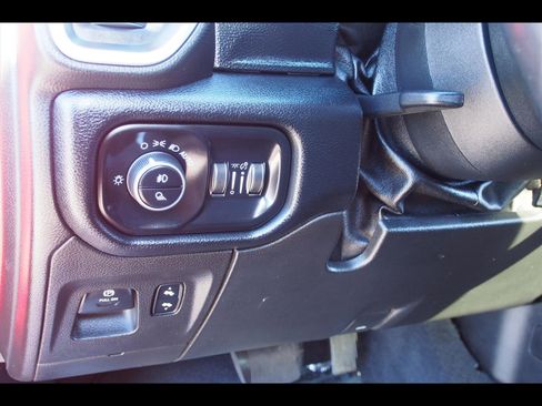 Used 2019 RAM 1500 Laramie image 21