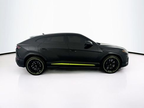 Used 2022 Lamborghini Urus AWD/4WD image 4