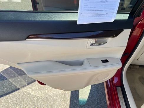 Used 2013 Lexus ES 350 w/ Luxury Pkg FWD image 24