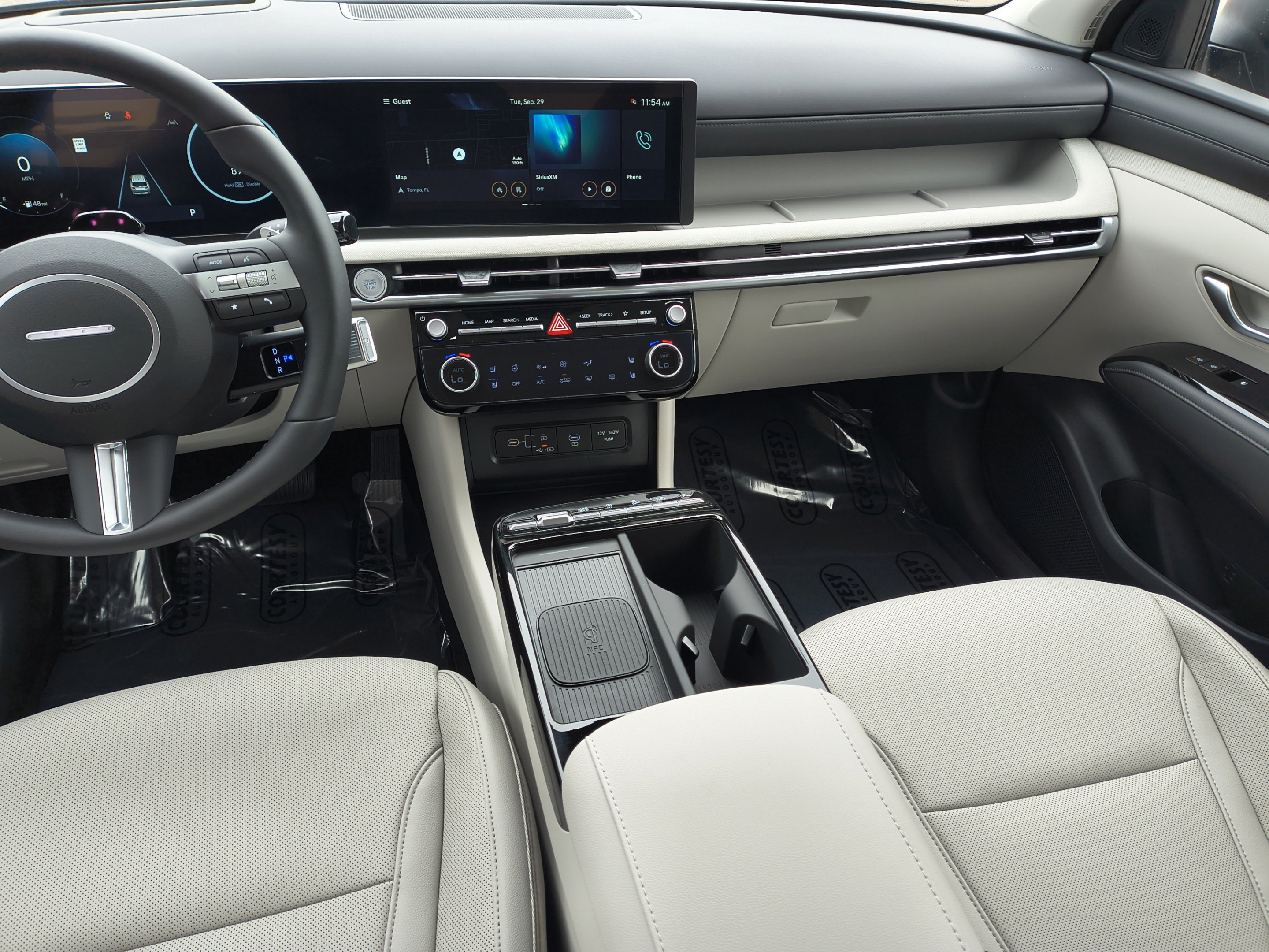 New 2026 Hyundai Tucson Limited FWD image 13