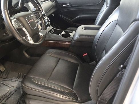 Used 2019 GMC Yukon XL SLT image 20