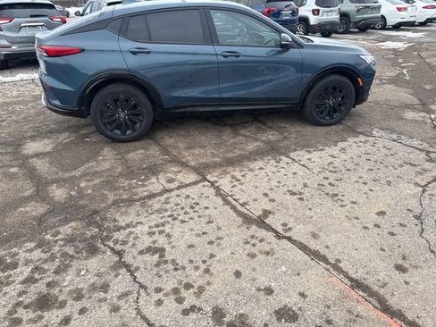 Used 2024 Buick Envista Sport Touring w/ Convenience I Package image 2