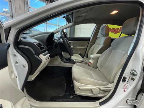 Used 2013 Subaru Crosstrek 2.0i Premium image 12