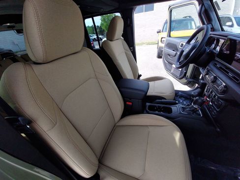 New 2026 Jeep Wrangler Unlimited Sport AWD/4WD image 10