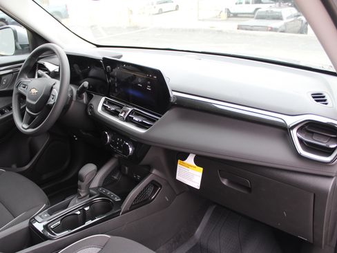 New 2026 Chevrolet TrailBlazer LT image 14