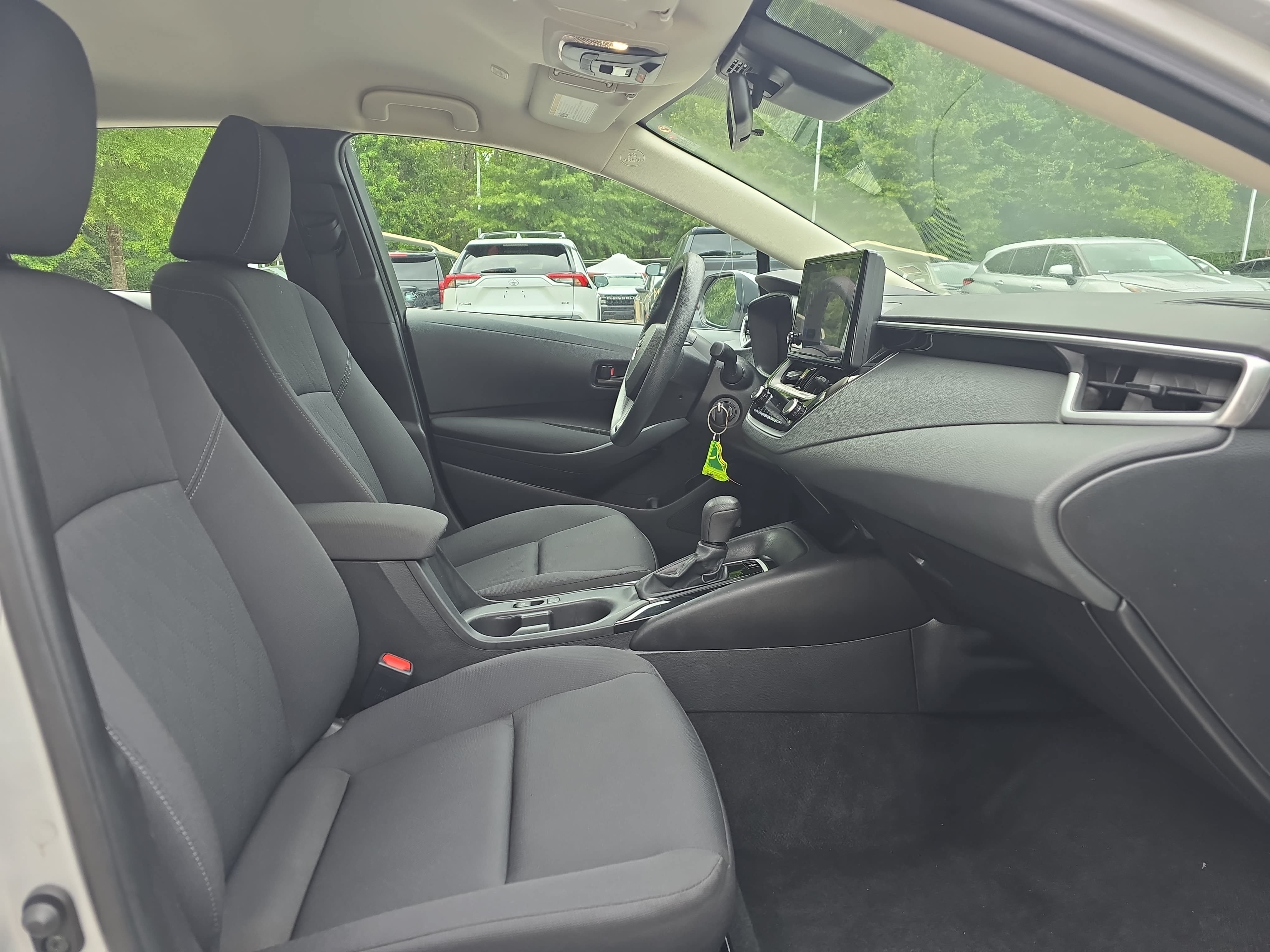 Used 2024 Toyota Corolla LE FWD image 10