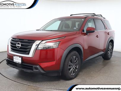 Used 2022 Nissan Pathfinder SV