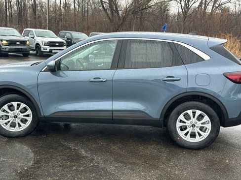 Certified 2023 Ford Escape Active w/ Tech Pack #2 image 5