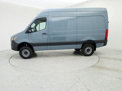 New 2026 Mercedes-Benz Sprinter 2500 image 9