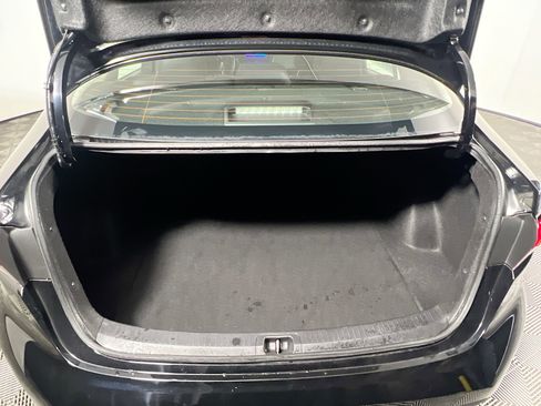 Used 2024 Toyota Corolla LE image 32