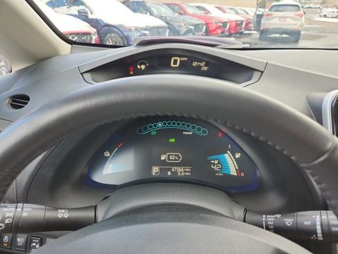 Used 2017 Nissan Leaf SL image 20